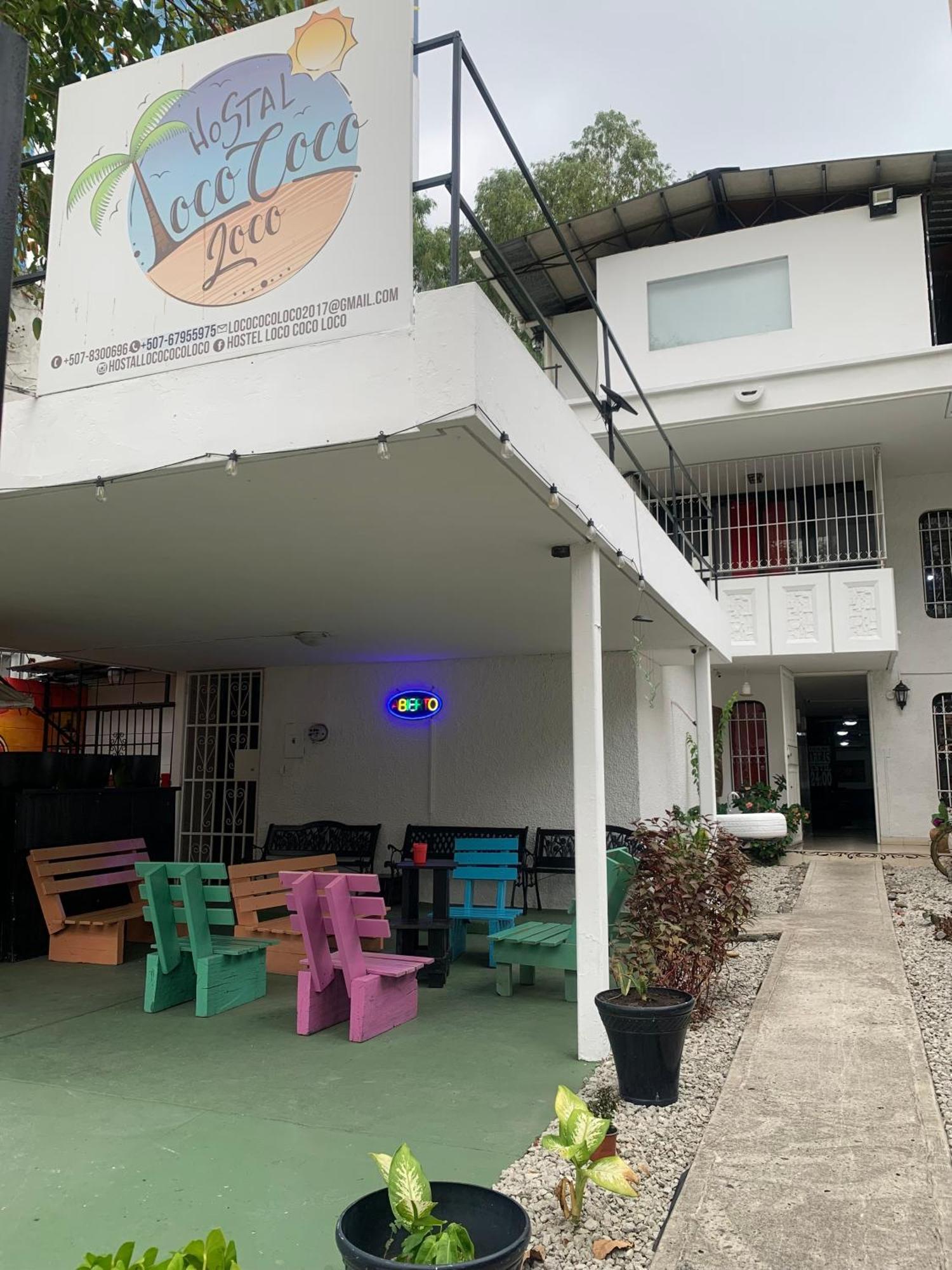 Hostal Loco Coco Loco Panama City Exterior photo